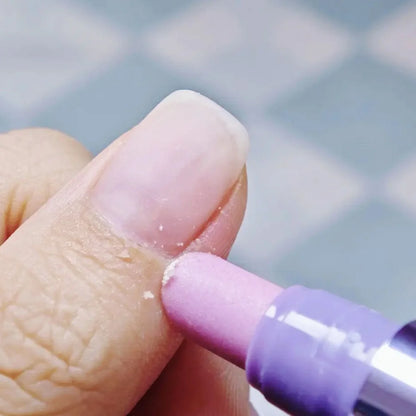 Novalyne 3-in-1 Cuticle Oil Pen Cuticle Pusher©